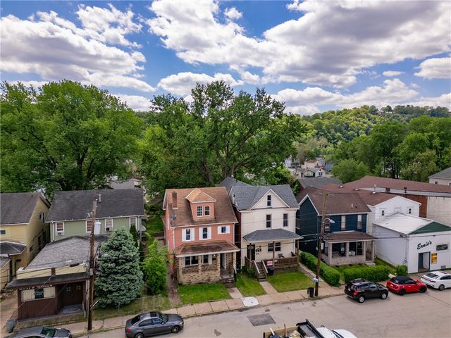 1110 Brackenridge Avenue, Brackenridge, PA 15014