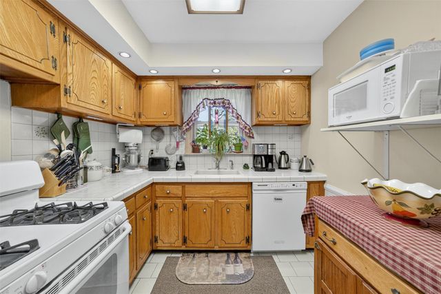 135 S Highland Avenue B5, Ossining, NY 10562