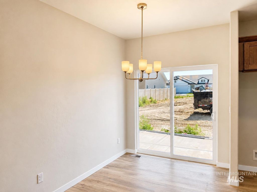 994 Kenbrook Loop, Twin Falls, ID 83301 photo 5