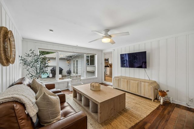 6402 Vanderbilt Avenue, Dallas, TX 75214