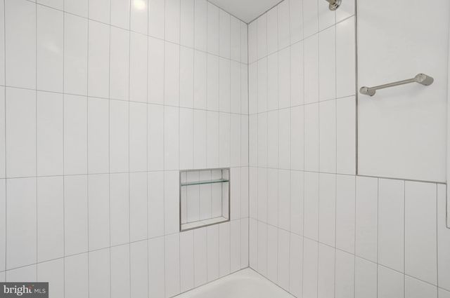 3017 PINE SPRING RD, Falls Church, VA 22042