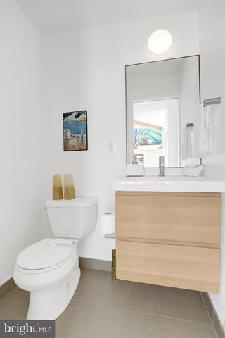 3017 PINE SPRING RD, Falls Church, VA 22042