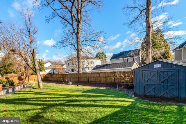 3017 PINE SPRING RD, Falls Church, VA 22042