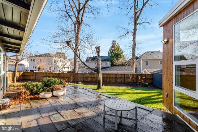 3017 PINE SPRING RD, Falls Church, VA 22042