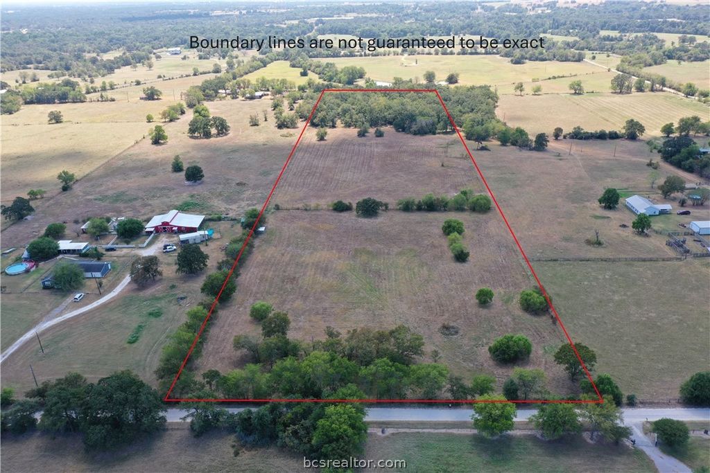 14 AC Halliday Lane, Madisonville, TX 77864 — photo 4