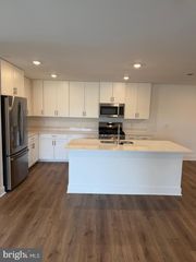 2201 JACOB FRANCIS WAY, Titusville, NJ 08560