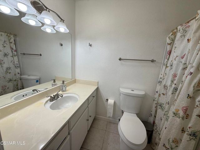 18530 Hatteras Street 313, Tarzana, CA 91356