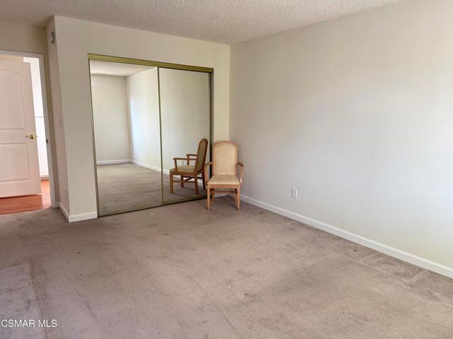 18530 Hatteras Street 313, Tarzana, CA 91356