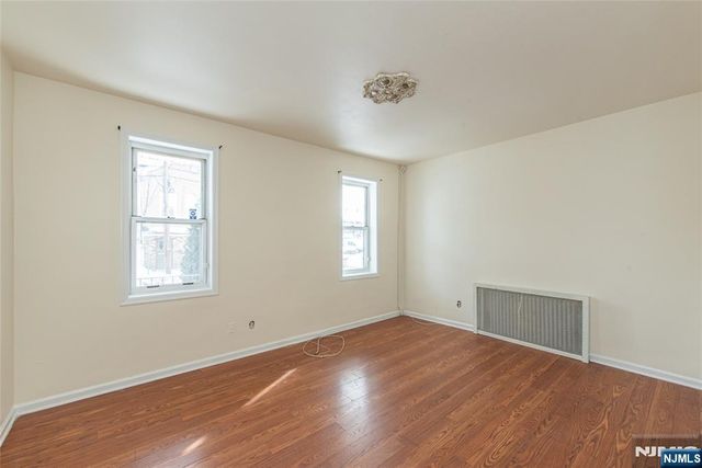 140 Jackson Avenue, Woodland Park, NJ 07424