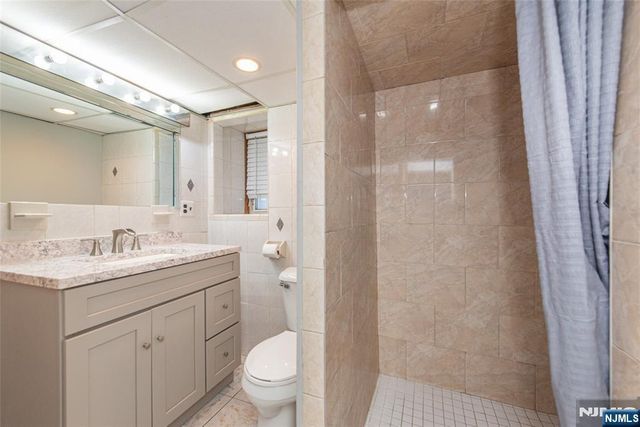 140 Jackson Avenue, Woodland Park, NJ 07424