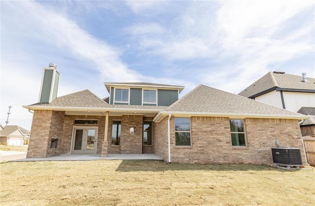 3324 Courtney Creek Drive, Edmond, OK 73012