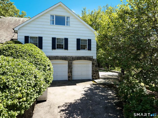 74 Glenville Road, Greenwich, CT 06831