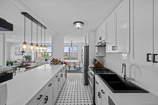 555 Kappock Street 26E, Bronx, NY 10463