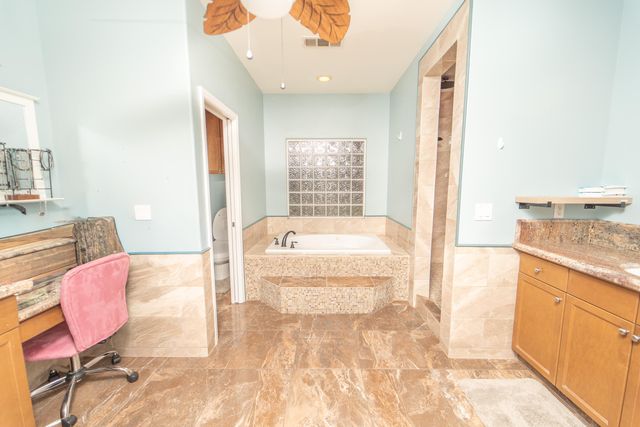 4608 W Addisyn Court, Visalia, CA 93291