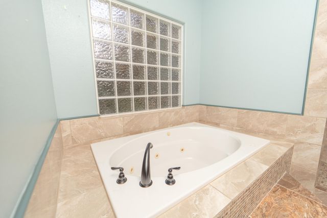 4608 W Addisyn Court, Visalia, CA 93291