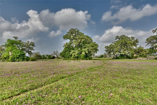 87.80 acres Fm 141, Giddings, TX 78942