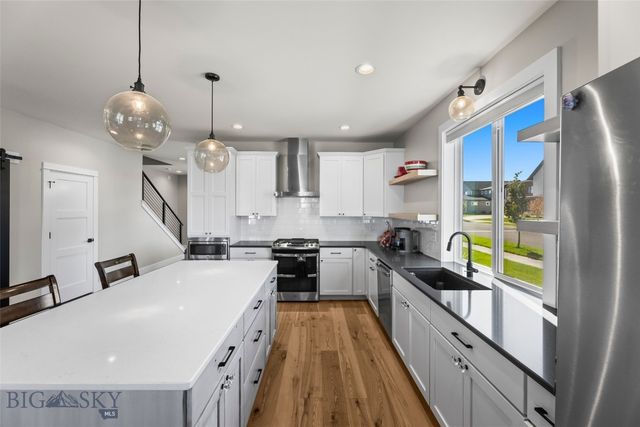 196 Arrow Peak Court, Bozeman, MT 59718