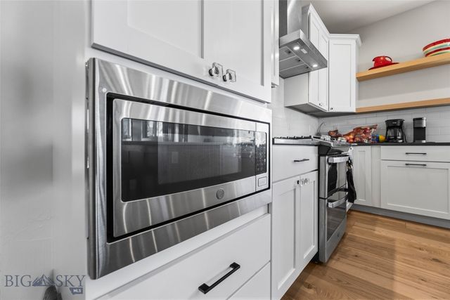 196 Arrow Peak Court, Bozeman, MT 59718