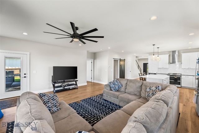 196 Arrow Peak Court, Bozeman, MT 59718