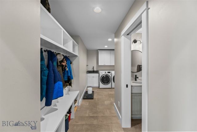 196 Arrow Peak Court, Bozeman, MT 59718