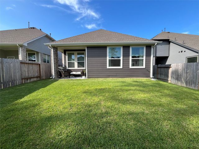 177 Hidden Peak Drive, Montgomery, TX 77316