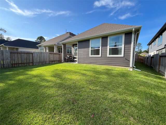 177 Hidden Peak Drive, Montgomery, TX 77316