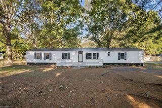 205 Casa Bella Drive, Advance, NC 27006