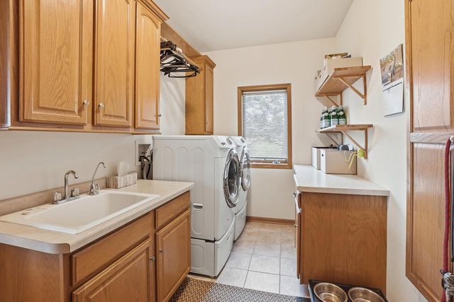 S47W23665 Frontier PASS, Waukesha, WI 53189