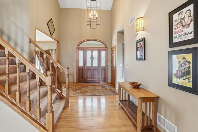 S47W23665 Frontier PASS, Waukesha, WI 53189