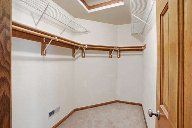 S47W23665 Frontier PASS, Waukesha, WI 53189