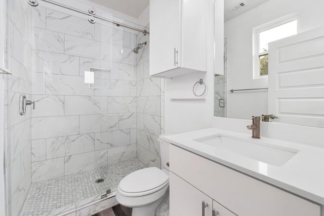 6813 SUENA DR 2, Austin, TX 78741