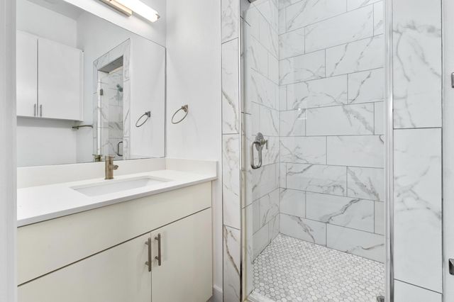 6813 SUENA DR 2, Austin, TX 78741