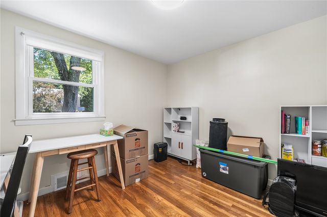 10 Craigie Street, North Providence, RI 02911