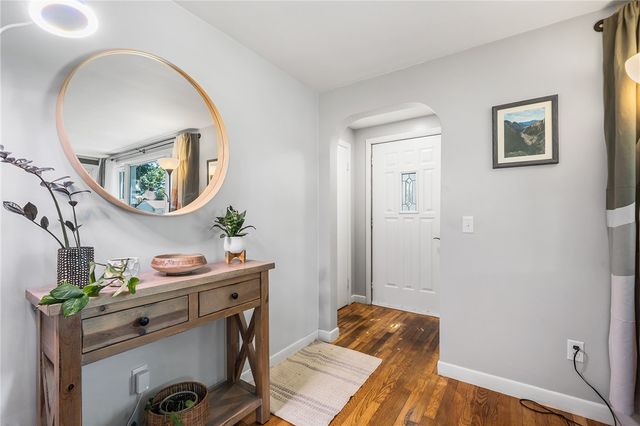10 Craigie Street, North Providence, RI 02911