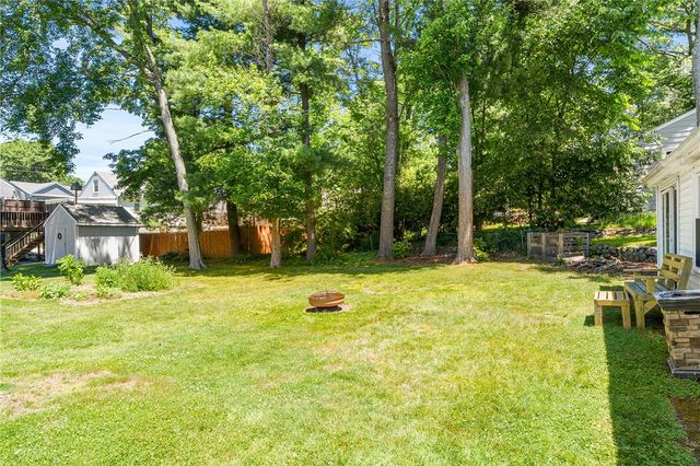 10 Craigie Street, North Providence, RI 02911