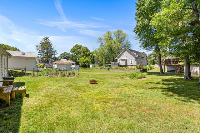 10 Craigie Street, North Providence, RI 02911