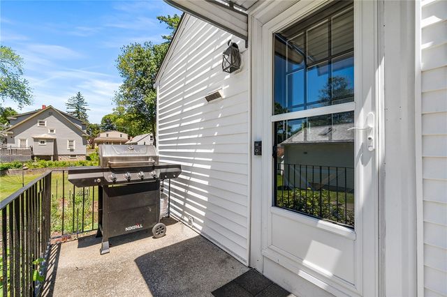 10 Craigie Street, North Providence, RI 02911
