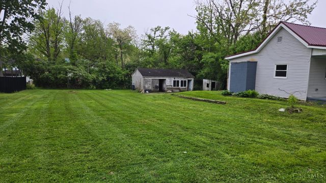 131 Carr Street, Blanchester, OH 45107