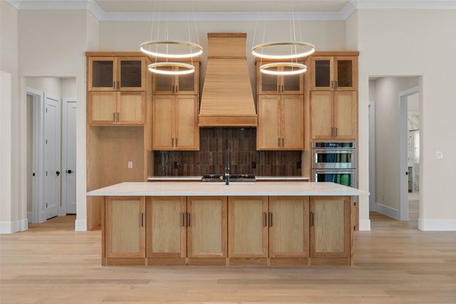 2416 Candlestick Drive, Granbury, TX 76049