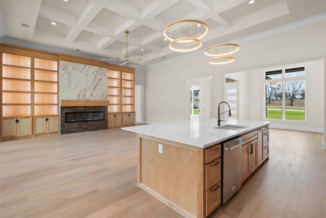 2416 Candlestick Drive, Granbury, TX 76049