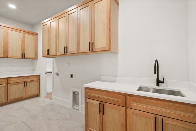 2416 Candlestick Drive, Granbury, TX 76049