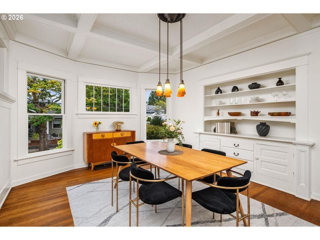 2307 Ne 42ND Ave, Portland, OR 97213