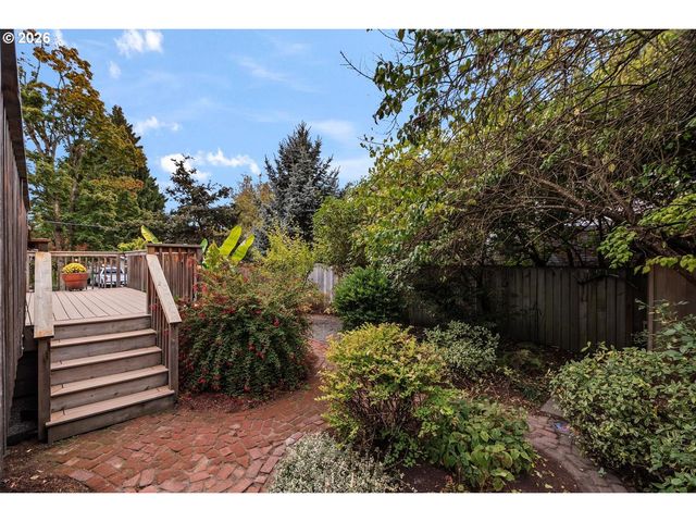2307 Ne 42ND Ave, Portland, OR 97213