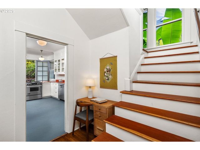 2307 Ne 42ND Ave, Portland, OR 97213