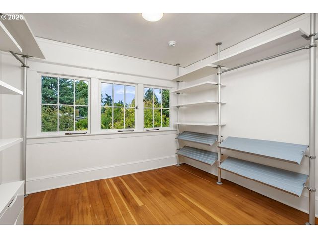 2307 Ne 42ND Ave, Portland, OR 97213