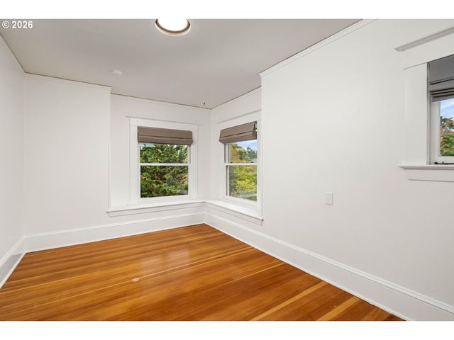 2307 Ne 42ND Ave, Portland, OR 97213