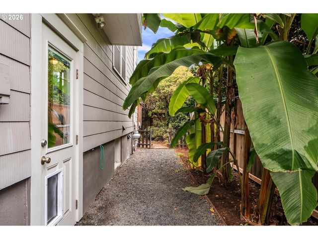 2307 Ne 42ND Ave, Portland, OR 97213