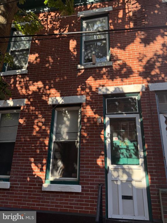 756 N RINGGOLD ST, PHILADELPHIA, PA 19130 — exterior
