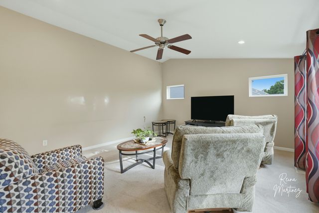 1037 Sunfield Drive, Holland, MI 49424