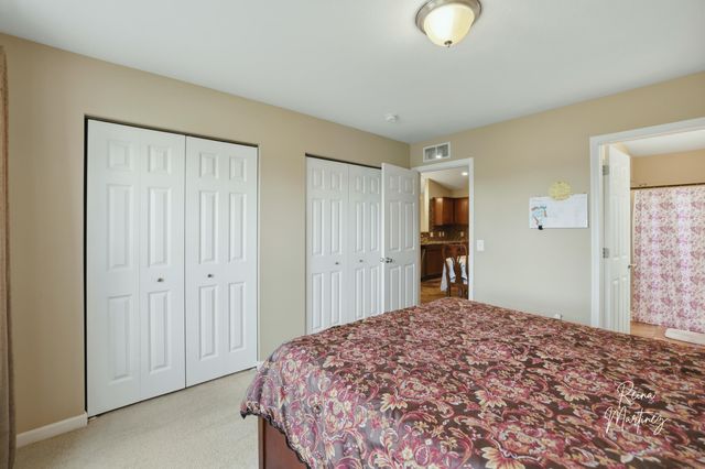 1037 Sunfield Drive, Holland, MI 49424